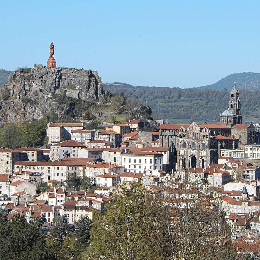 le-puy-en-velay-1376290_1280 le-puy-en-velay-1376290_1280